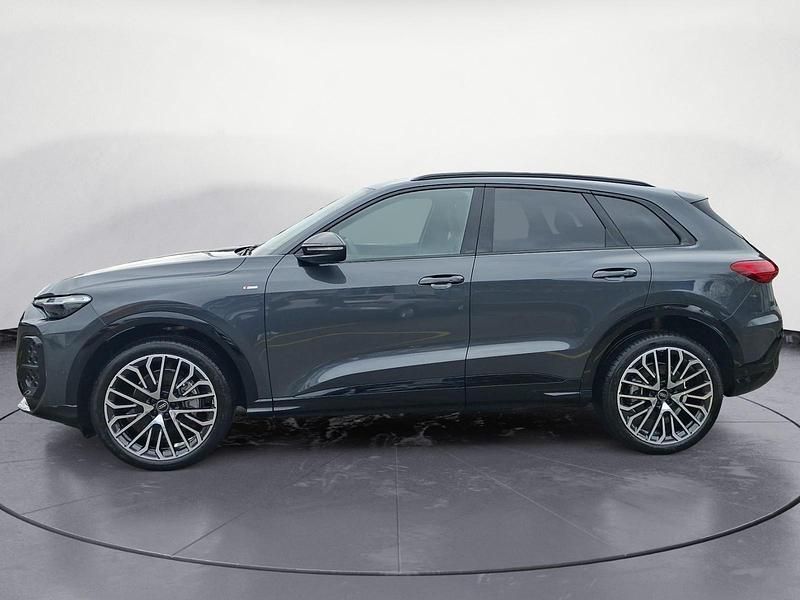 Neu Audi Q5 Advanced 204 PS (150 kW) 2026 Grau SUV