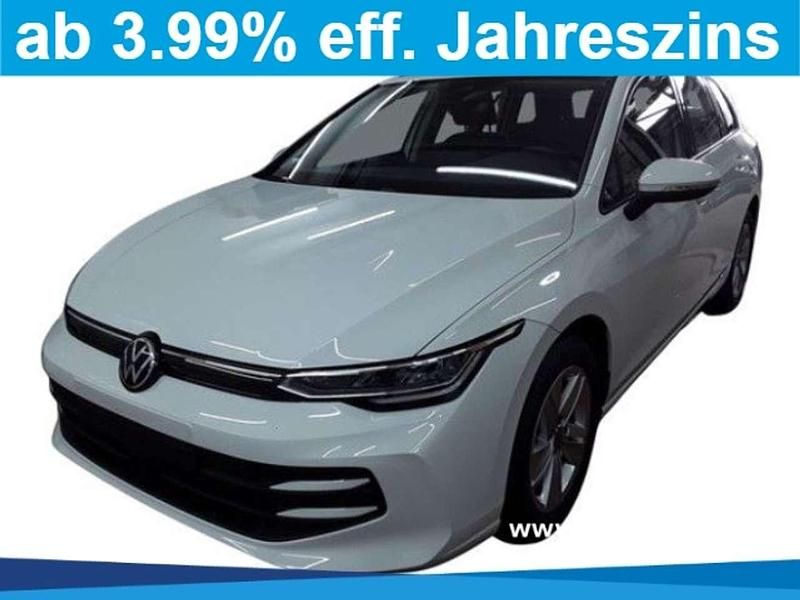 Weiss Gebraucht 2024 VW Golf VIII Life Kombi | 24.898 € (Fairer Preis) - Bild 1/3