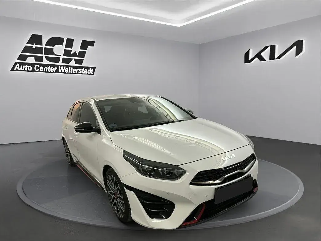 Używany Kia ProCeed GT 204 KM (150 kW) 2023 Biały Kombi