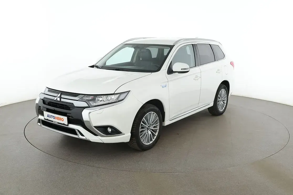 Gebraucht Mitsubishi Outlander P-HEV 311 PS (228 kW) 2019 SUV