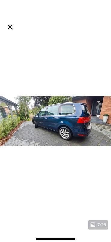 Blau Gebraucht 2015 VW Sharan Van / Kleinbus | 12.899 € (Fairer Preis) - Bild 1/4
