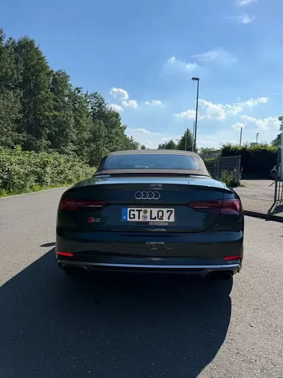 Gebraucht Audi S5 Cabriolet Comfort 354 PS (260 kW) 2017 Grün Cabrio