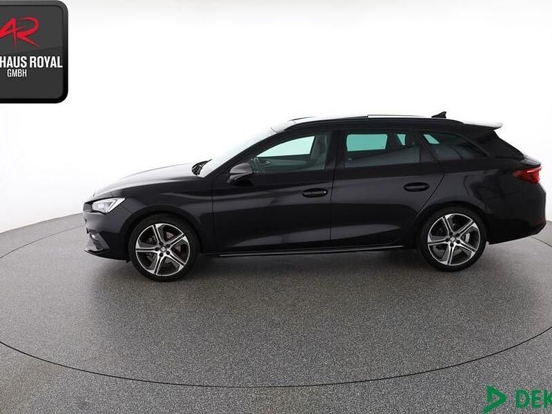 Gebraucht Seat Leon ST FR 190 PS (139 kW) 2022 Mitternachtsschwarz Kombi