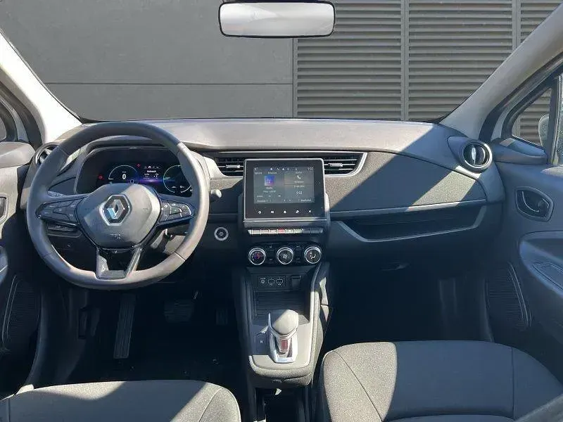 Używany Renault Zoe Equilibre 80 kW (109 KM) 2024 Biały Hatchback