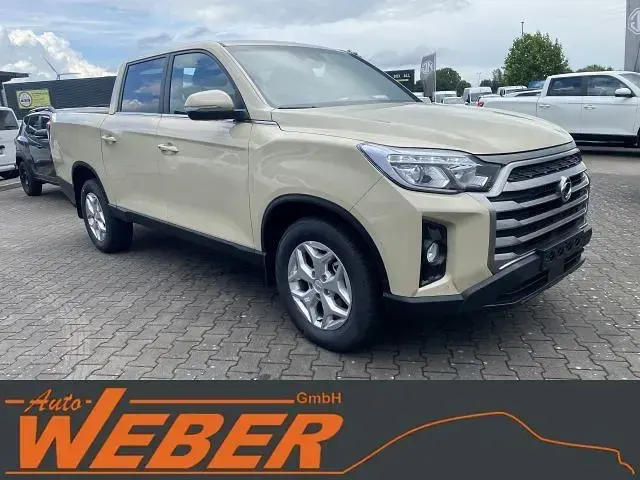 Neu SsangYong Musso 201 PS (147 kW) 2026 Beige SUV