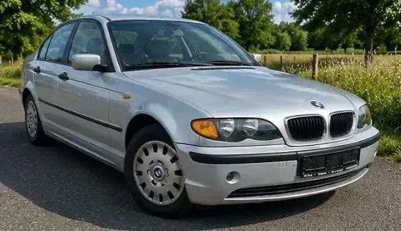Gebraucht BMW 318 143 PS (105 kW) 2002 Silber Limousine