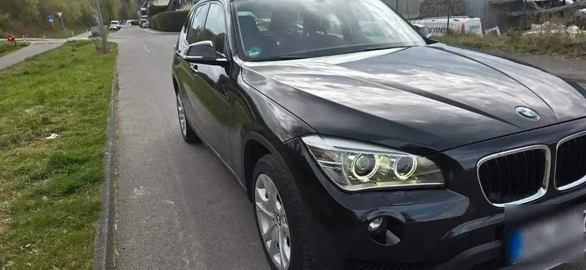 Gebraucht BMW X1 143 PS (105 kW) 2013 Schwarz SUV