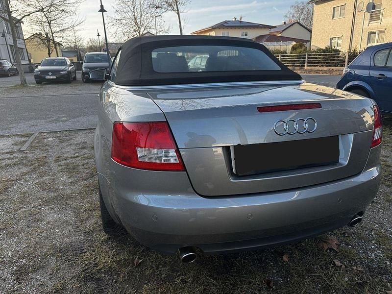 Gebraucht Audi A4 Cabriolet Comfort 163 PS (119 kW) 2004 Silber Cabrio
