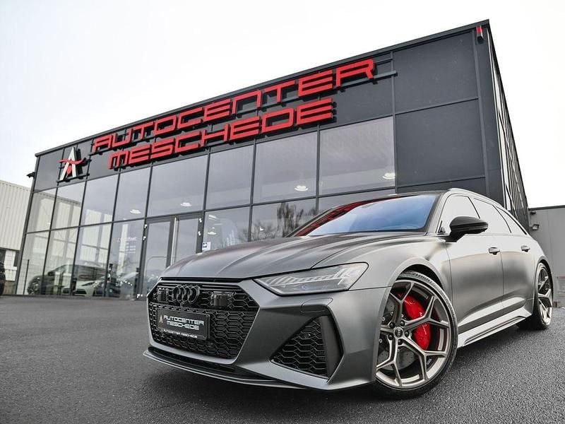 Daytonagrau matteffektlackieru Gebraucht 2023 Audi RS6 Performance Kombi | 123.890 € (Fairer Preis) - Bild 1/4