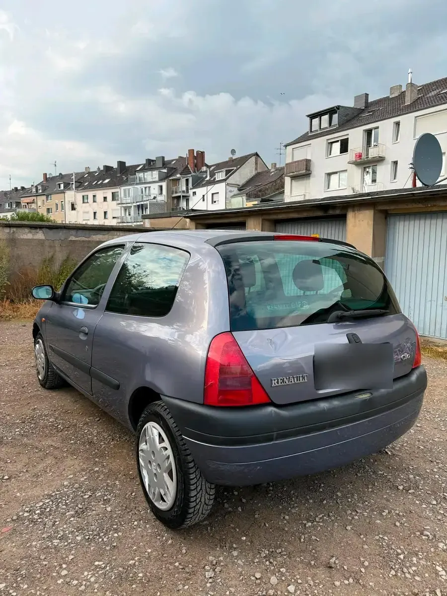 Gebraucht Renault Clio 75 PS (55 kW) 1999 Blau Kleinwagen