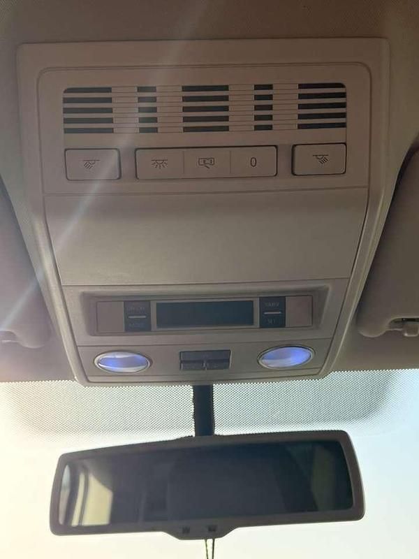 Gebraucht VW Multivan Highline 179 PS (131 kW) 2013 Van / Kleinbus