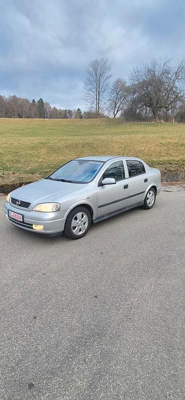 Gebraucht Opel Astra 125 PS (91 kW) 2003 Silber Limousine
