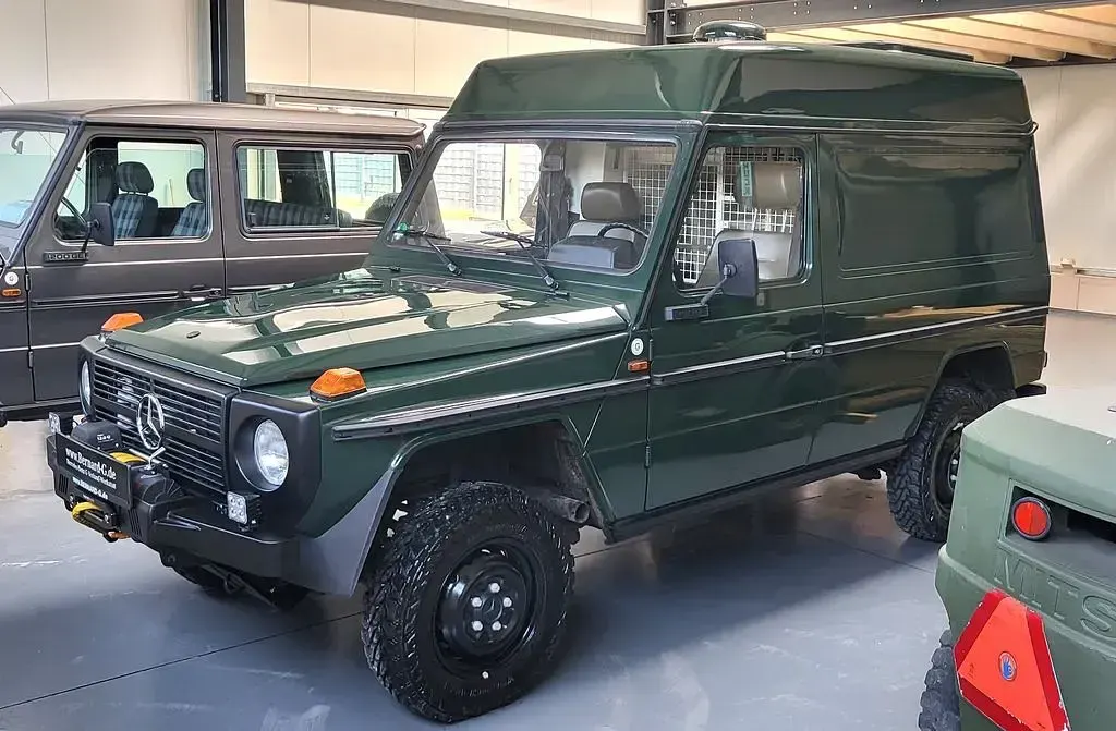 Gebraucht Mercedes G230 116 PS (85 kW) 1996 Grün SUV