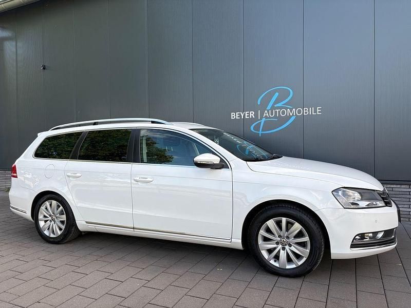 Gebraucht VW Passat 150 PS (110 kW) 2013 Weiß Kombi