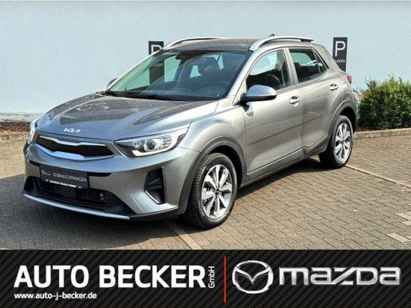 (m7g) astrograu met. (metallic) Gebraucht 2024 Kia Stonic Vision SUV | 19.900 € (Guter Preis) - Bild 1/4
