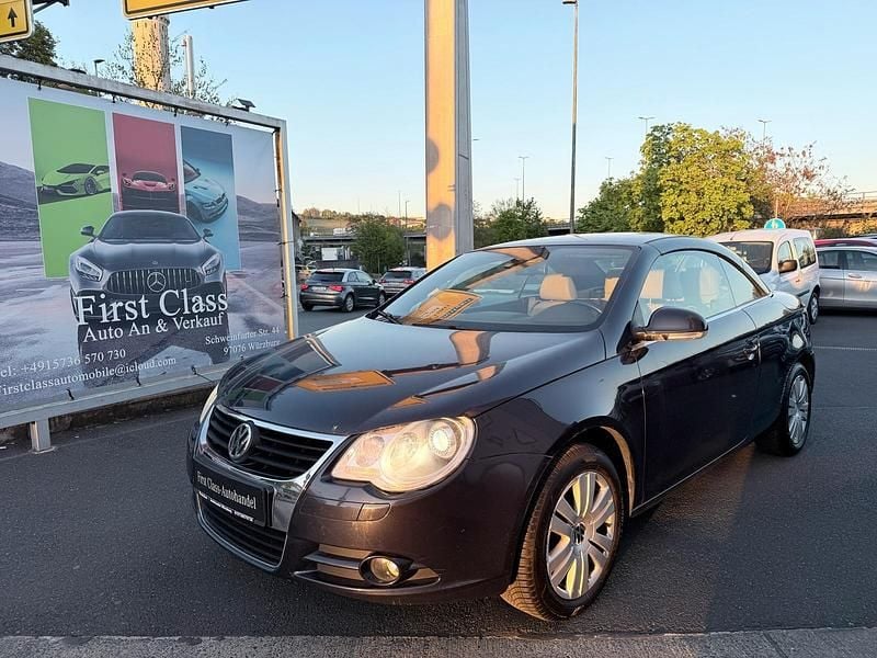 Usata VW Eos 150 CV (110 kW) 2008 Blu Cabrio