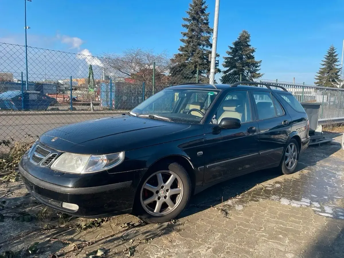 Second-hand Saab 9-5 150 CP (110 kW) 2003 Negru Break