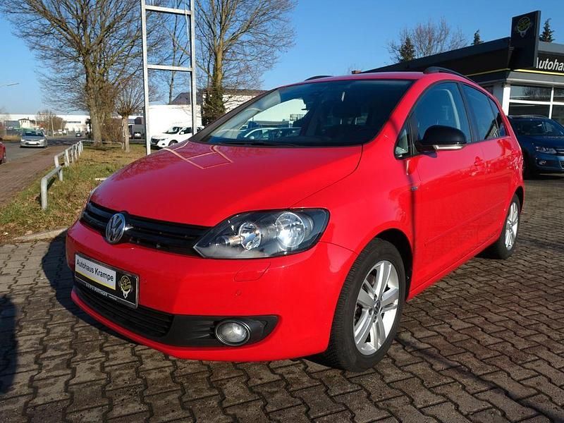 Rot Gebraucht 2012 VW Golf Match Limousine | 8.280 € (Fairer Preis) - Bild 1/4