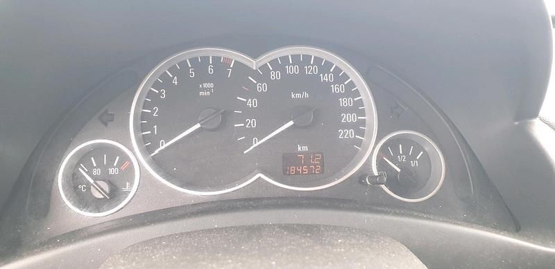 Gebraucht Opel Corsa 80 PS (58 kW) 2005 Blau Kleinwagen