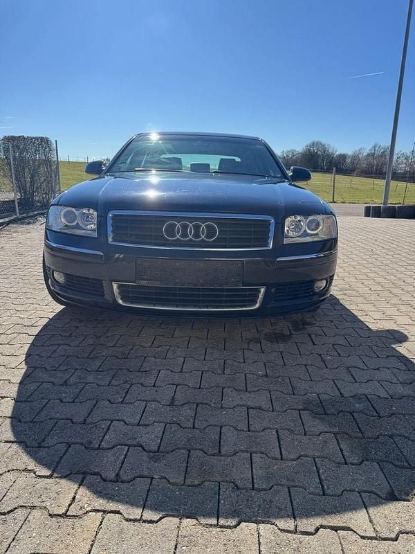 Second-hand Audi A8 220 CP (161 kW) 2004 Albastru Berlinǎ