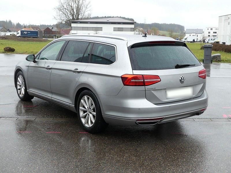 Gebraucht VW Passat Highline 239 PS (175 kW) 2015 Silber Kombi