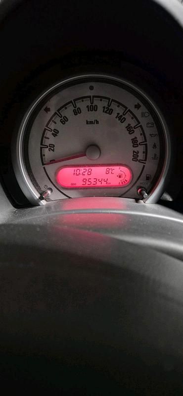 Gebraucht Opel Agila 65 PS (47 kW) 2009 Grün Kleinwagen