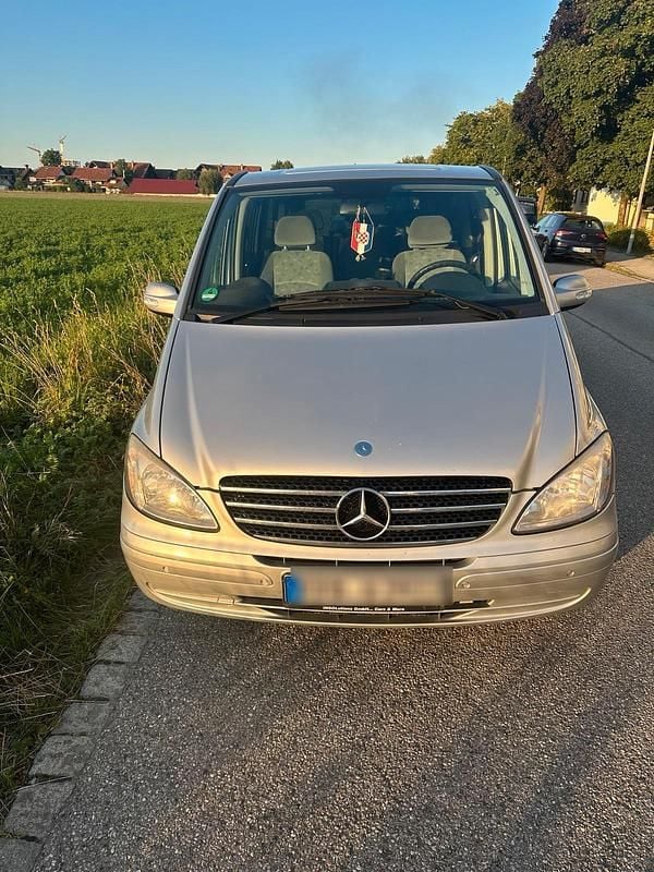Gebraucht 2005 Mercedes Viano Van / Kleinbus | 6.900 € (Fairer Preis) - Bild 1/4