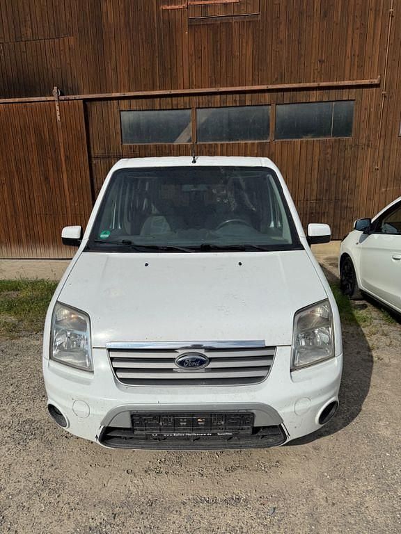 Weiß Gebraucht 2013 Ford Tourneo Van / Kleinbus | 4.250 € (Superpreis) - Bild 1/4