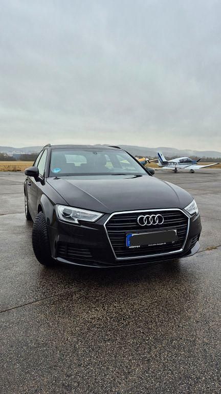 Gebraucht Audi A3 150 PS (110 kW) 2018 Schwarz Limousine