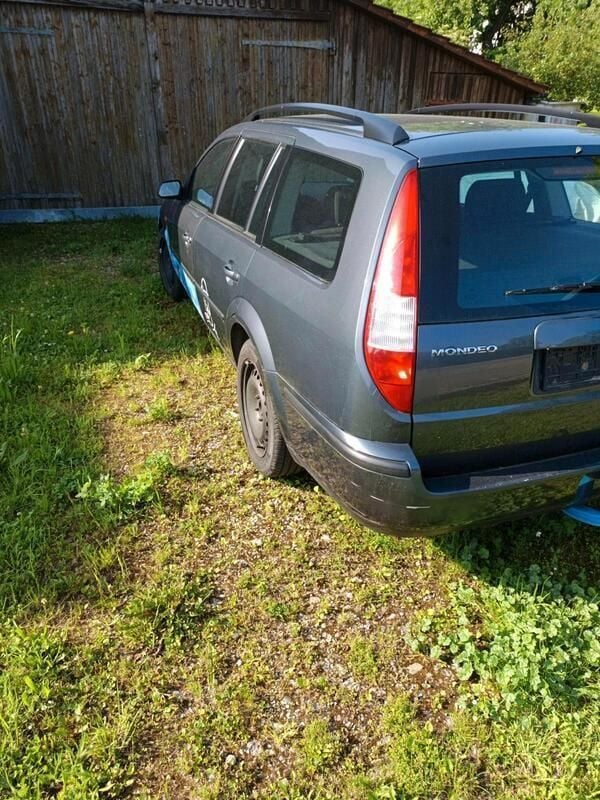 Grau Gebraucht 2002 Ford Mondeo Kombi | 1.200 € (Fairer Preis) - Bild 1/4