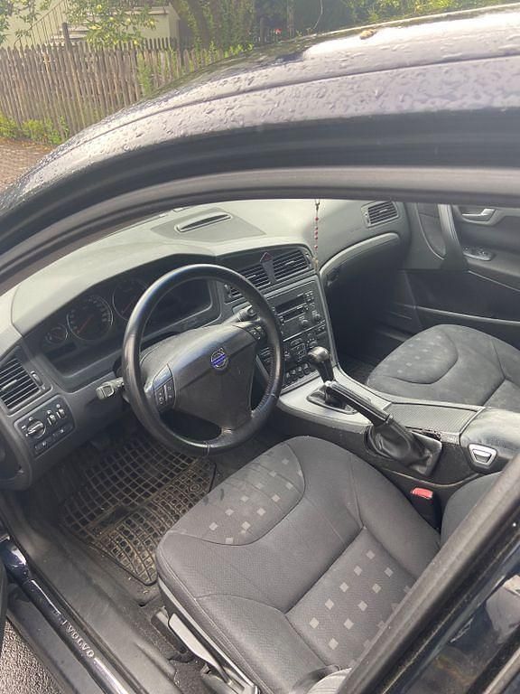 Gebraucht Volvo S60 Momentum 163 PS (119 kW) 2005 Blau Limousine