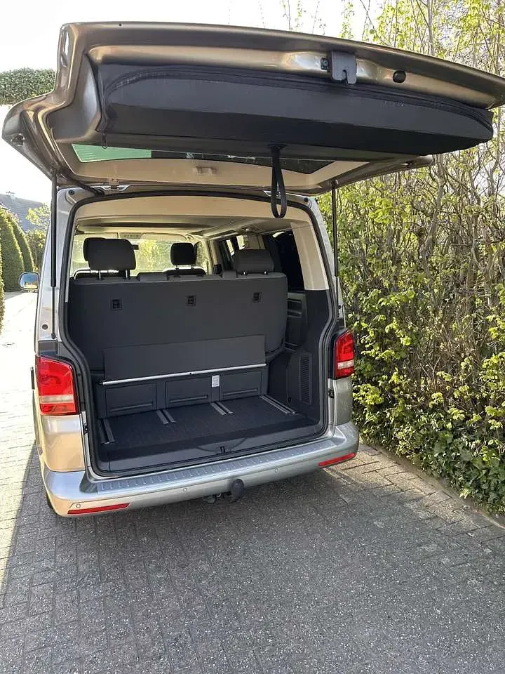 Gebraucht VW T5 Beach 179 PS (131 kW) 2014 Beige Van