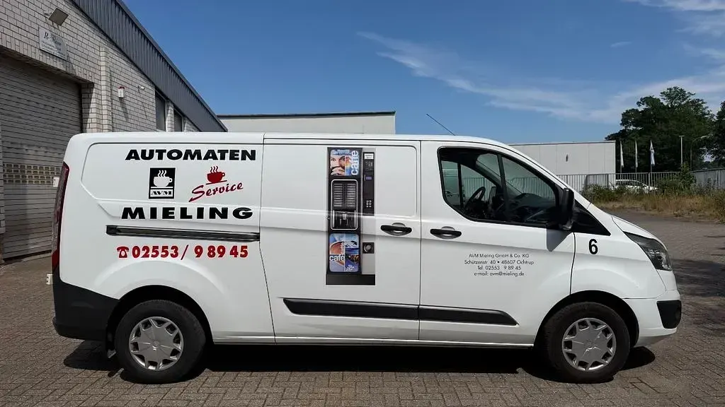 Gebraucht Ford Transit Custom Trend 131 PS (96 kW) 2018 Weiß (frozen white) Van