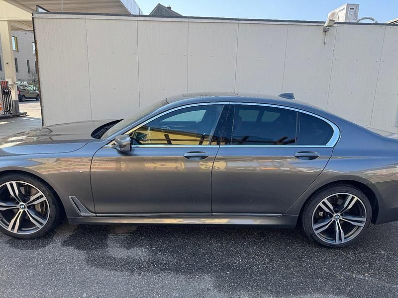 Brugt BMW 730 265 HK (194 kW) 2017 Grå Sedan