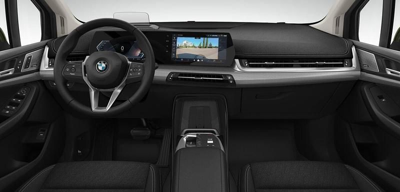 Gebraucht BMW 220 Active Tourer Comfort Edition 170 PS (125 kW) 2025 Grün Van / Kleinbus