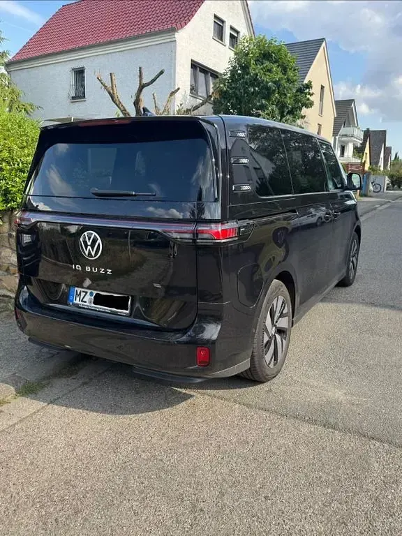 Gebraucht VW ID. Buzz Pro 150 kW (204 PS) 2023 Schwarz Van / Kleinbus
