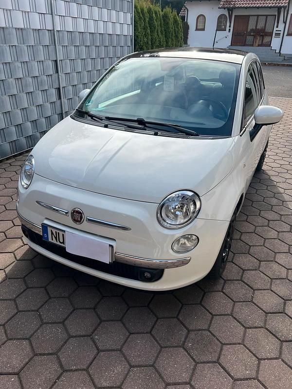 Weiß Gebraucht 2012 Fiat 500 Kleinwagen | 5.490 € (Guter Preis) - Bild 1/4