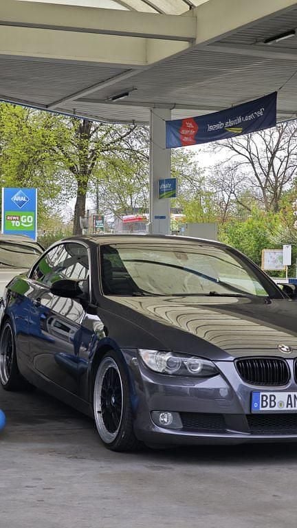 Grau Gebraucht 2009 BMW 325 Cabriolet Cabrio | 4.999 € (Superpreis) - Bild 1/4
