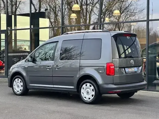 Gebraucht VW Caddy Comfortline 150 PS (110 kW) 2019 Iridiumgrau metallic Van / Kleinbus