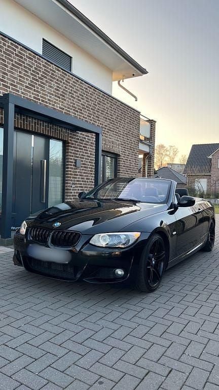 Gebraucht BMW 335 Cabriolet Performance 306 PS (225 kW) 2011 Schwarz Cabrio