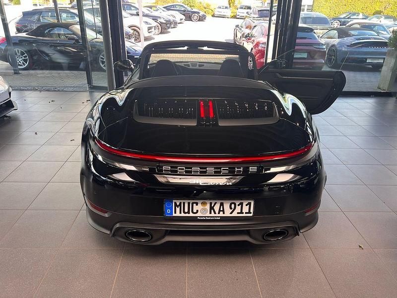 Gebraucht Porsche 911 Carrera Cabriolet 394 PS (289 kW) 2024 Schwarz Cabrio