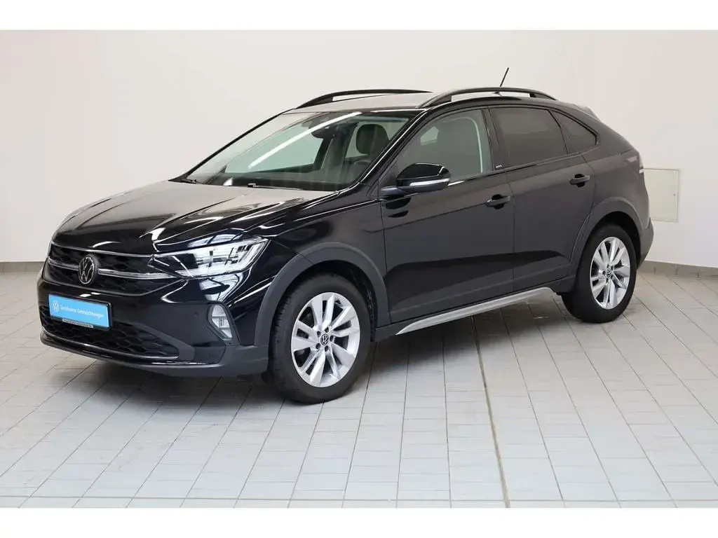 Gebraucht VW Taigo Move 150 PS (110 kW) 2023 Deep black perleffekt SUV