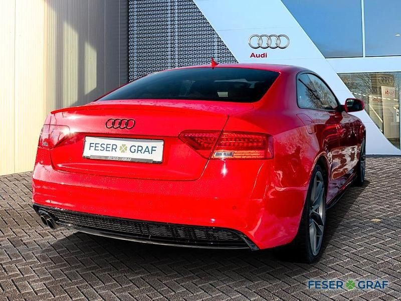 Gebraucht Audi A5 Design 177 PS (130 kW) 2016 Misanorot perleffekt Coupé