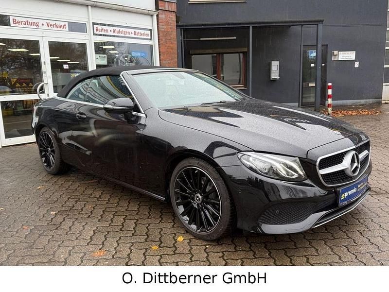 Gebraucht Mercedes E200 184 PS (135 kW) 2018 Schwarz Cabrio