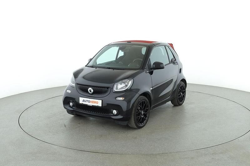 Schwarz Gebraucht 2016 Smart ForTwo Cabrio Basis Cabrio | 12.940 € (Fairer Preis) - Bild 1/3