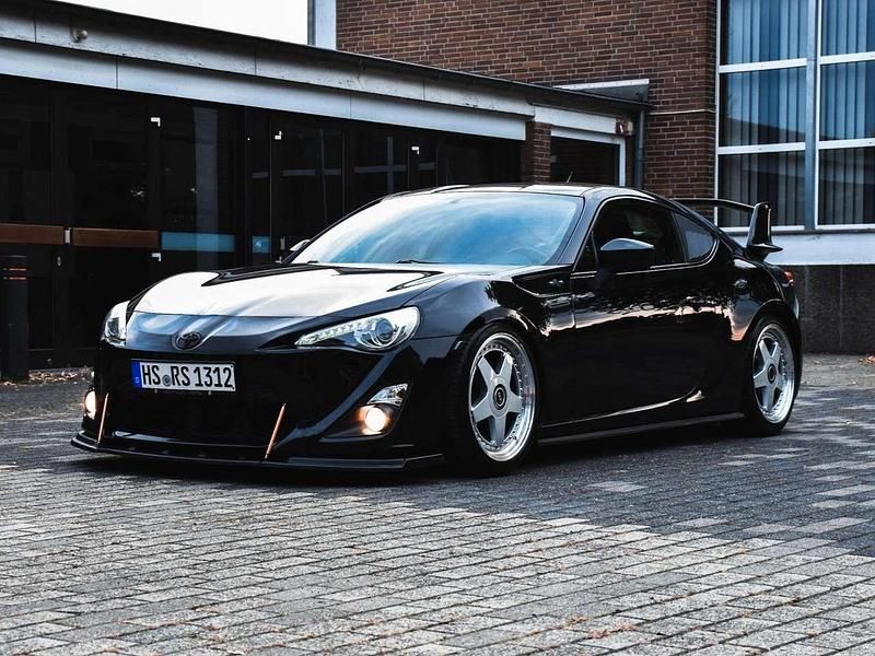 Schwarz Gebraucht 2013 Toyota GT86 Aero Coupé | 19.500 € (Fairer Preis) - Bild 1/4