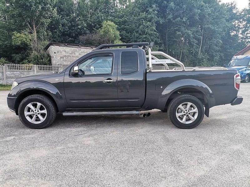 Grau Gebraucht 2008 Nissan Navara SE Abholung | 10.000 € (Fairer Preis) - Bild 1/4