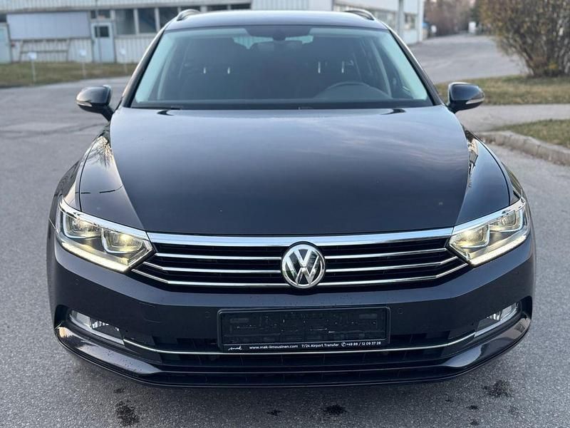 Gebraucht VW Passat 150 PS (110 kW) 2018 Schwarz Kombi