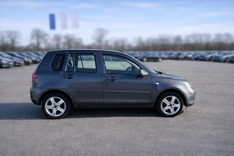 Gebraucht Mazda 2 80 PS (58 kW) 2005 Grau Kleinwagen