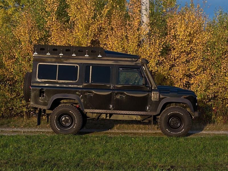 Gebraucht Land Rover Defender 122 PS (89 kW) 2014 Schwarz Kombi
